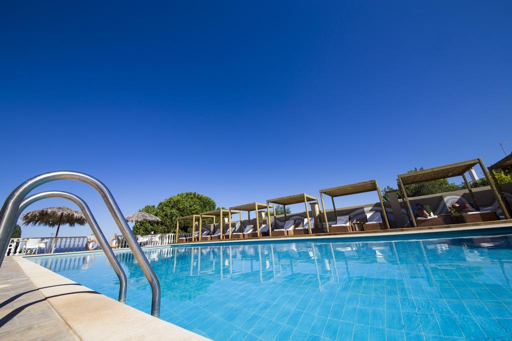 Hotel Navarone Petrochori  Екстериор снимка