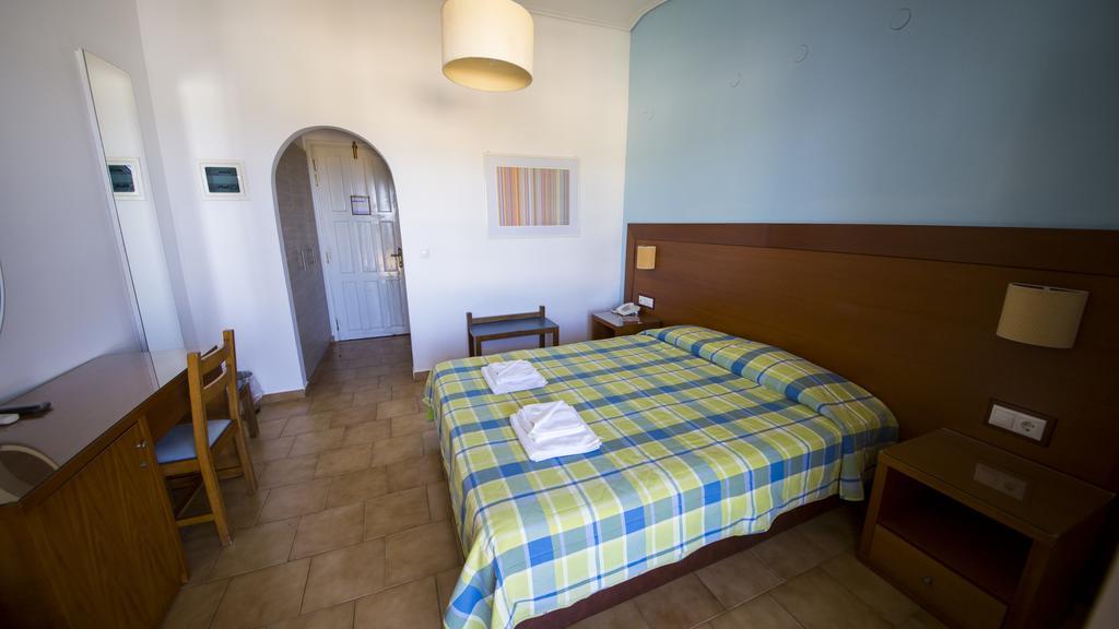 Hotel Navarone Petrochori  Екстериор снимка