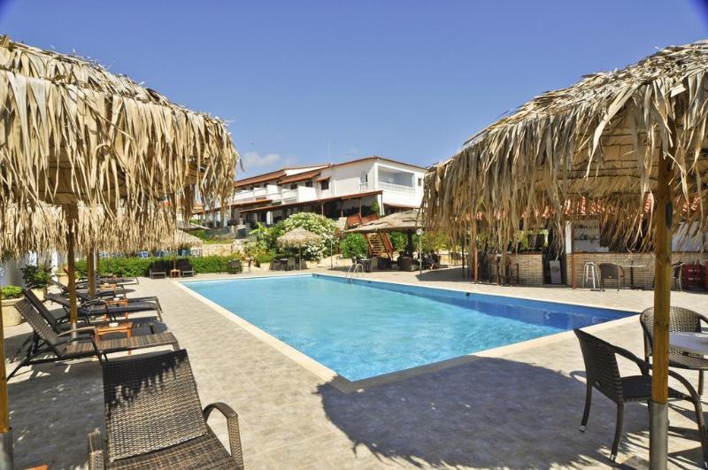 Hotel Navarone Petrochori  Екстериор снимка